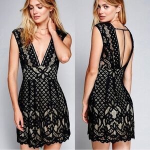 Free People💎Chic Black Lace Backless Dress